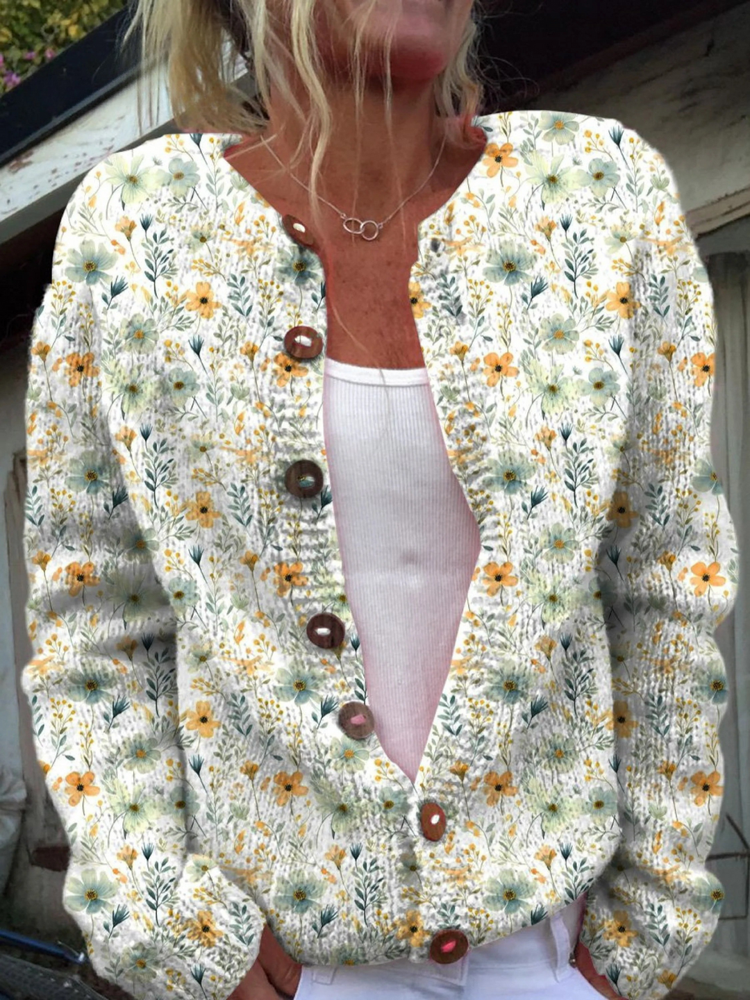 Maglione Cardigan Buttoned con Stampa a Ripetizione di Rose Francesi in Acquerello