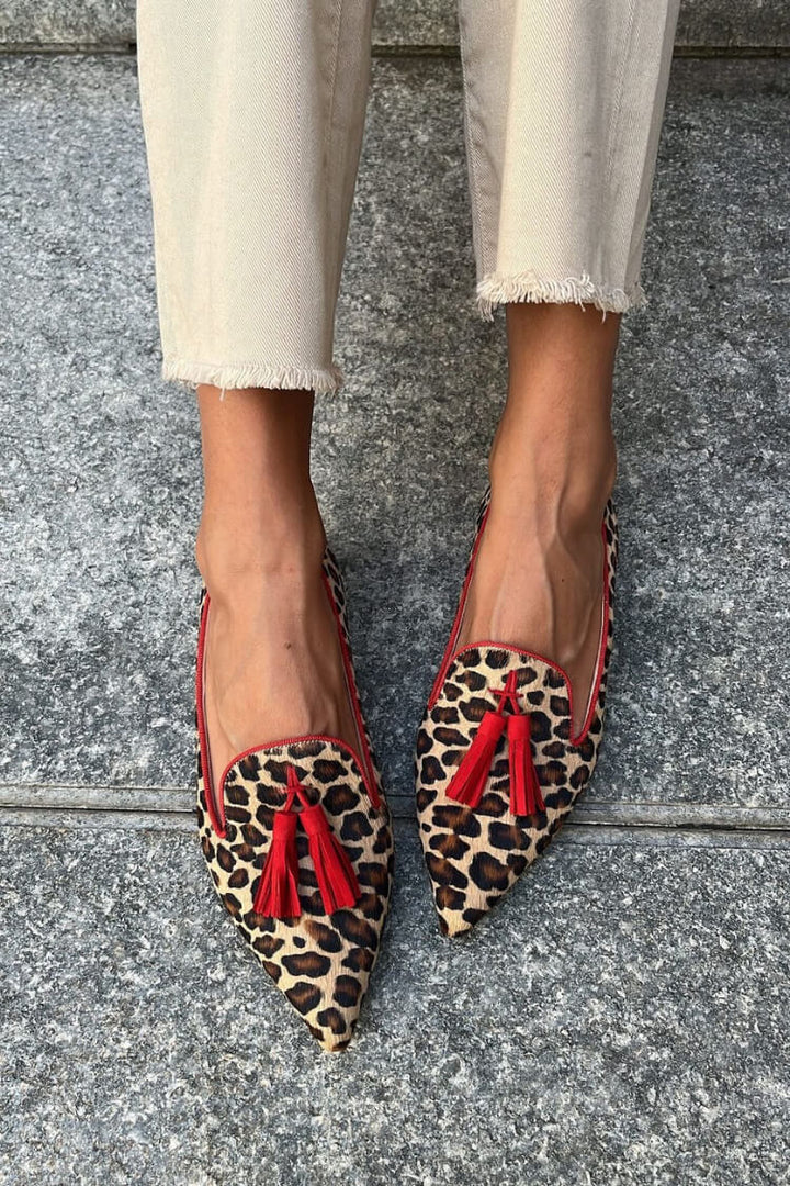 BELMONTE MILANO | MOCASSINO A PUNTA CON NAPPINE ROSSE