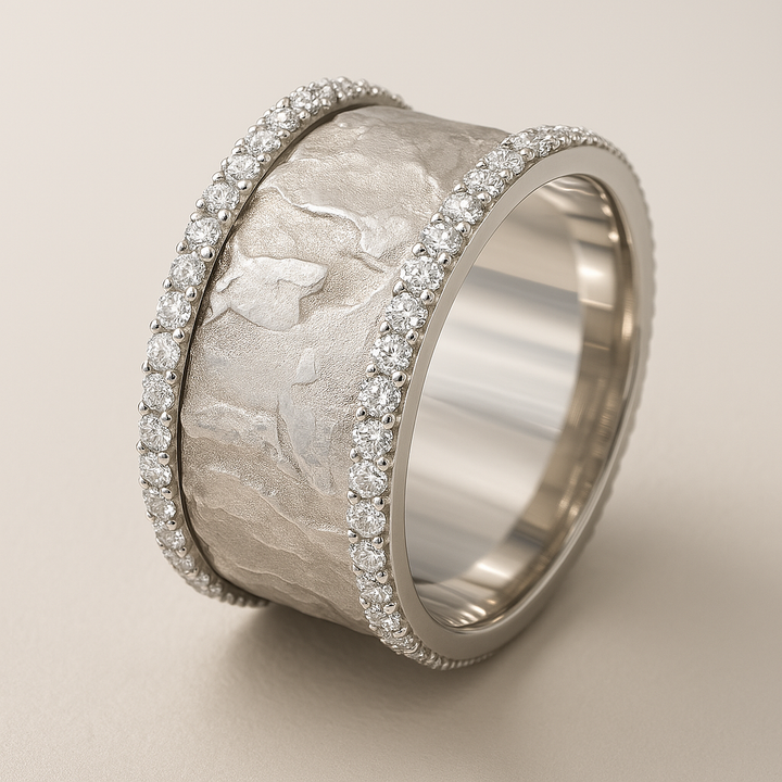 Anello in Zirconia Silverata Vintage