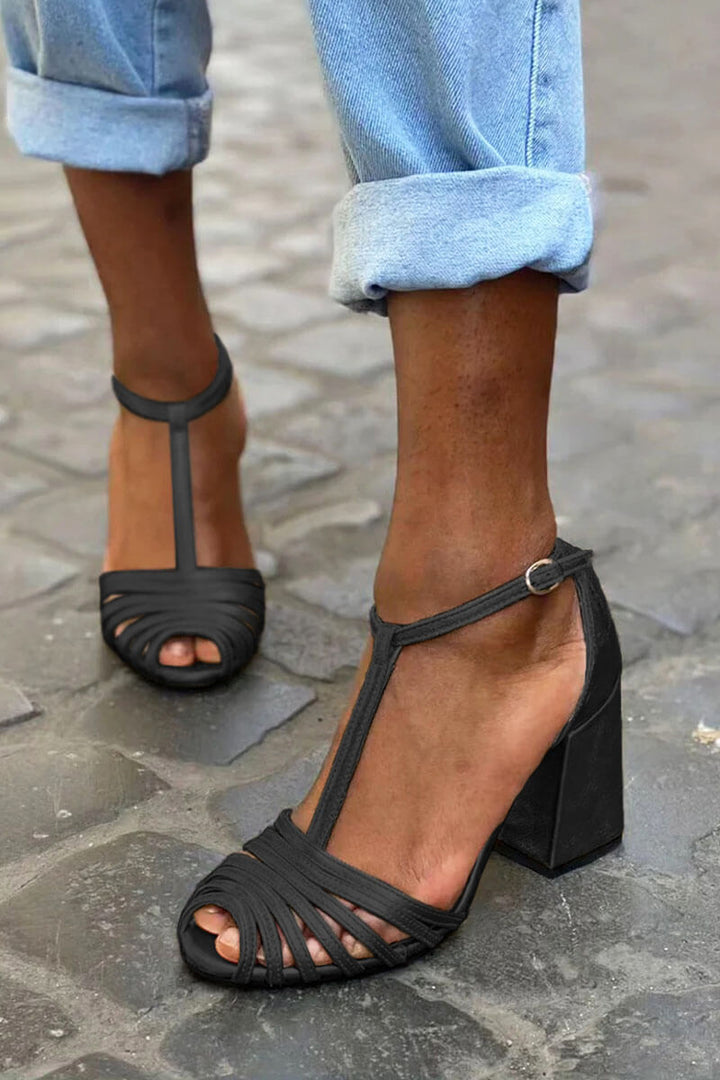 LUCREZIA | SANDALI ELEGANTI CON CINTURINO A T