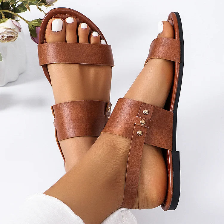 Sandali Casual con Cinturino e Fibbia a Borchie in Colore Unito