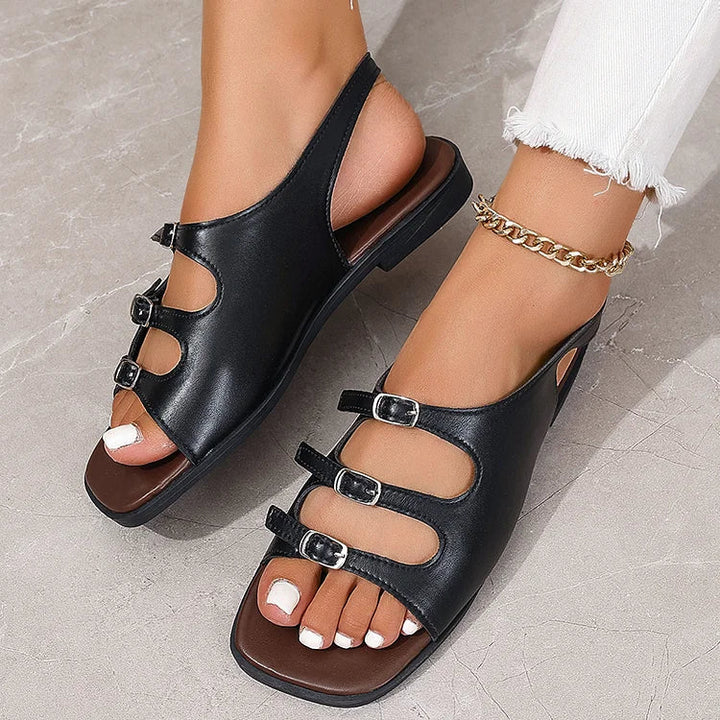 Fantastici Sandali Slingback con Fibbia a Taglio e Punta Quadrata