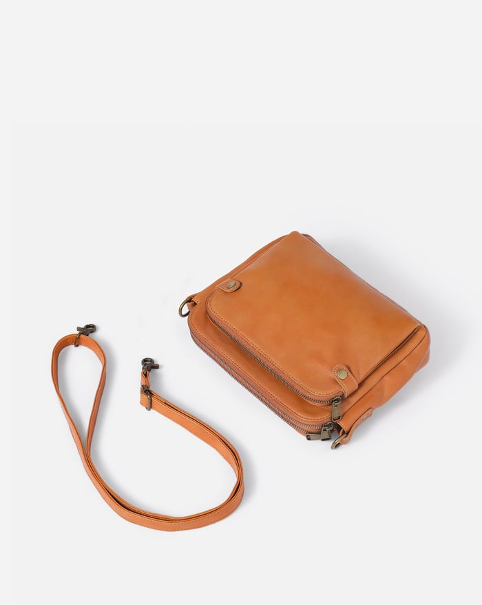 EMILIA | BORSA A TRACOLLA COMPATTA