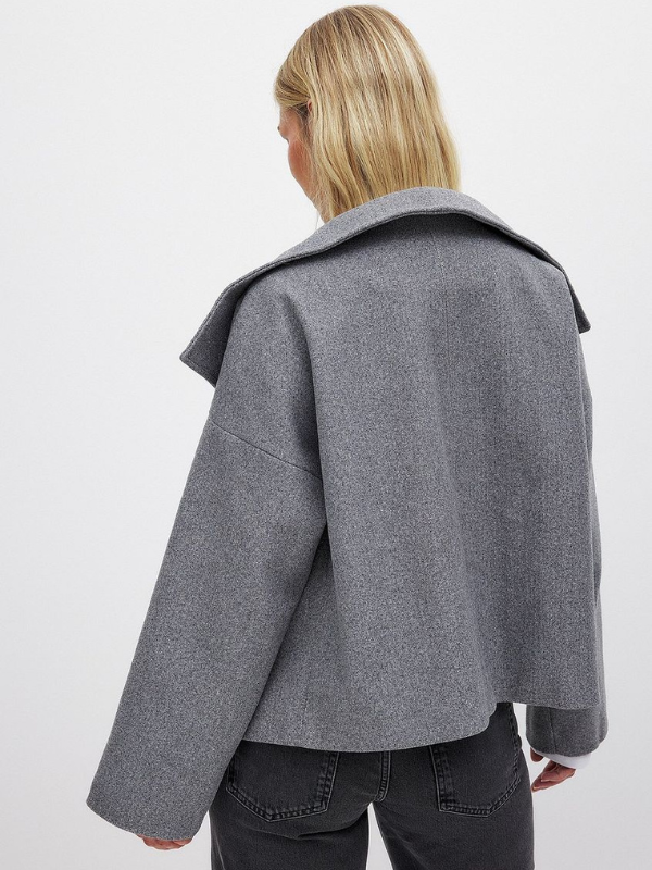 BELMONTE MILANO | CAPPOTTO CORTO DOPPIOPETTO CON MAXI COLLO