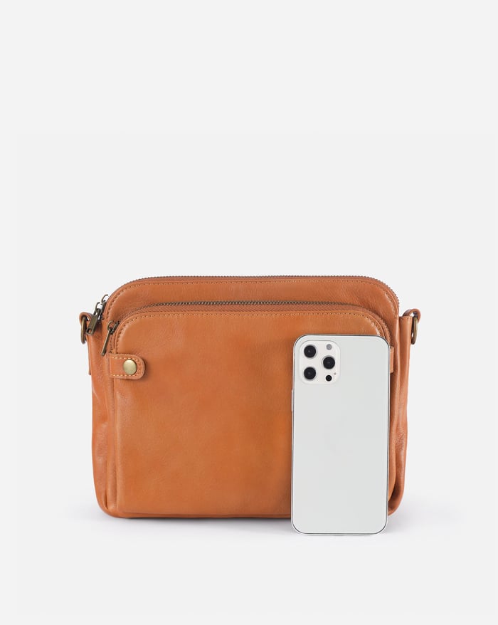 EMILIA | BORSA A TRACOLLA COMPATTA