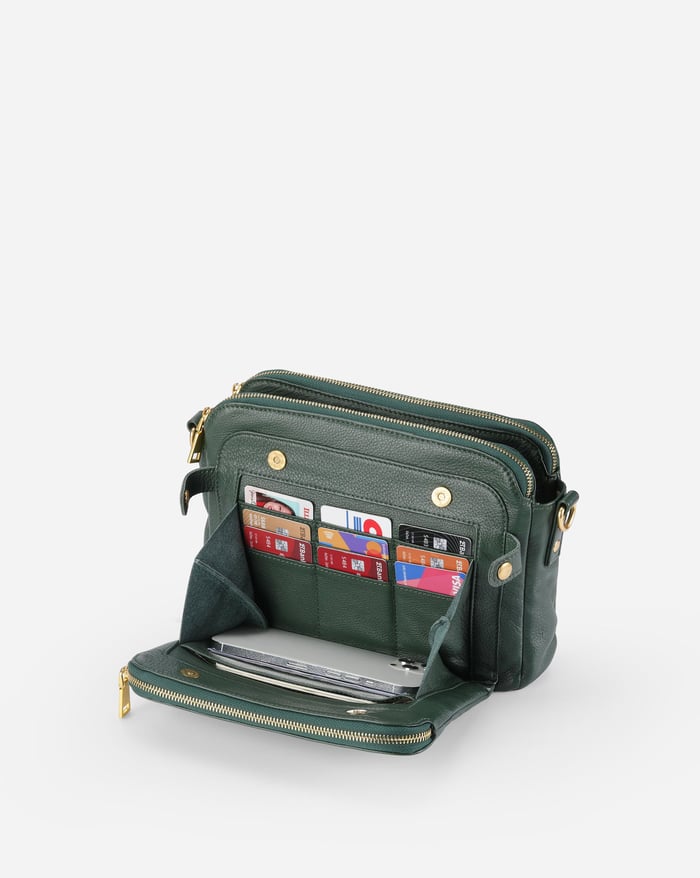 EMILIA | BORSA A TRACOLLA COMPATTA